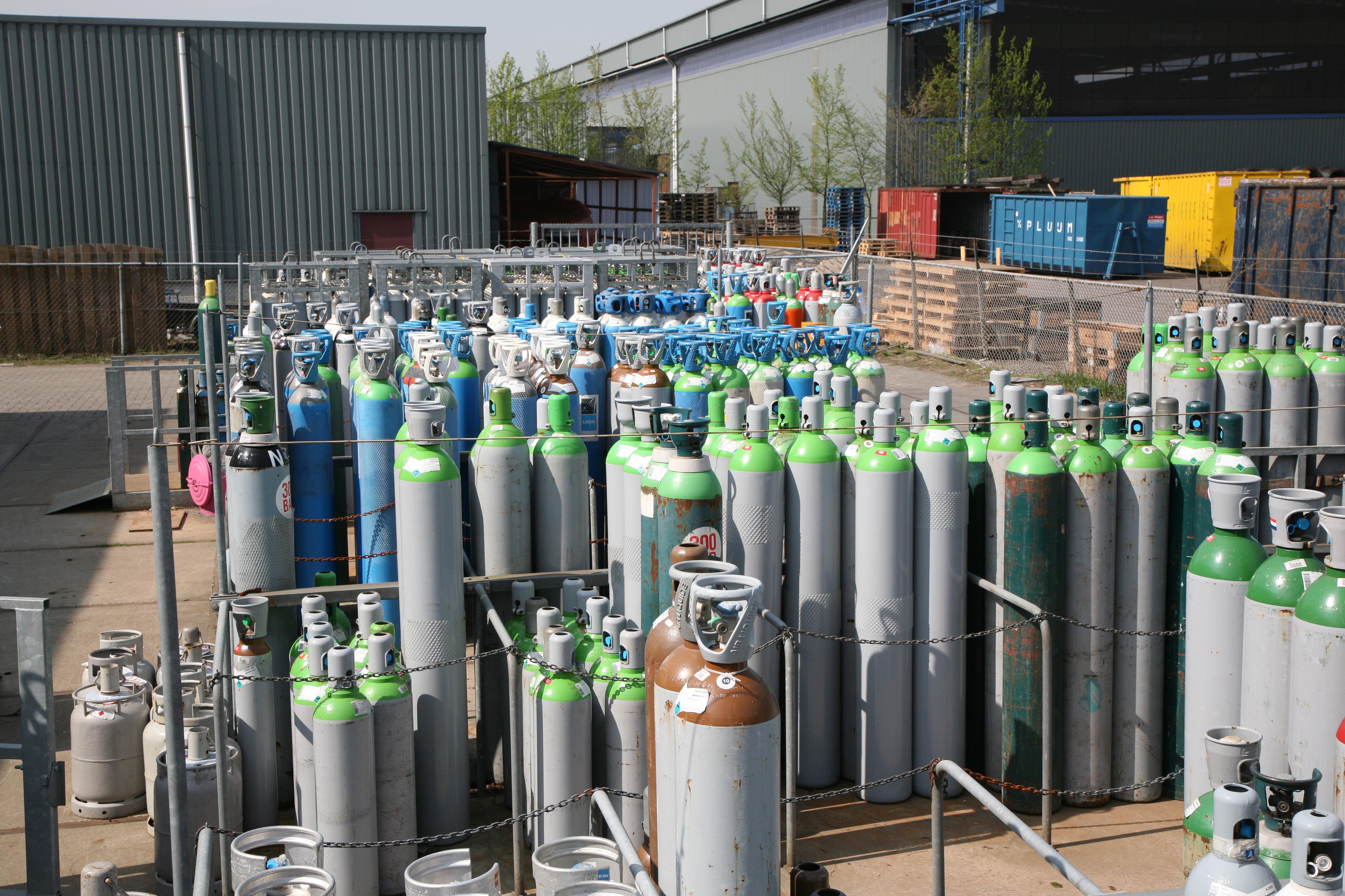 2006 – Start industrieel gassendepot met Air Liquide 